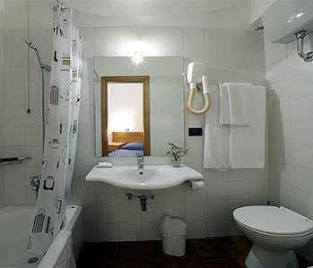 Ascot Hotel Rom